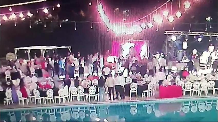 Düğün gecesi kabusa döndü! 15 arabayla 20 kişi gelip düğünü bastı: Damat yoğun bakımda