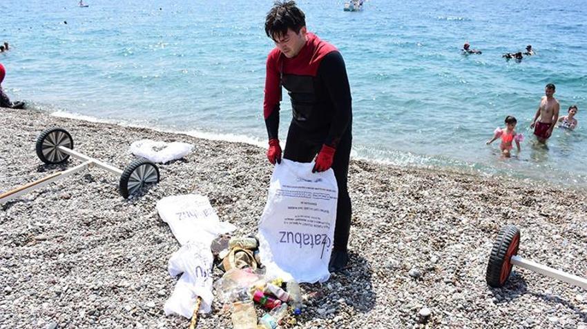 Antalya kıyılarında plastikle mücadele devam ediyor: Plastik kirliliği konusunda farkındalık yaratacak! Türkiye'den seçilen ilk proje oldu