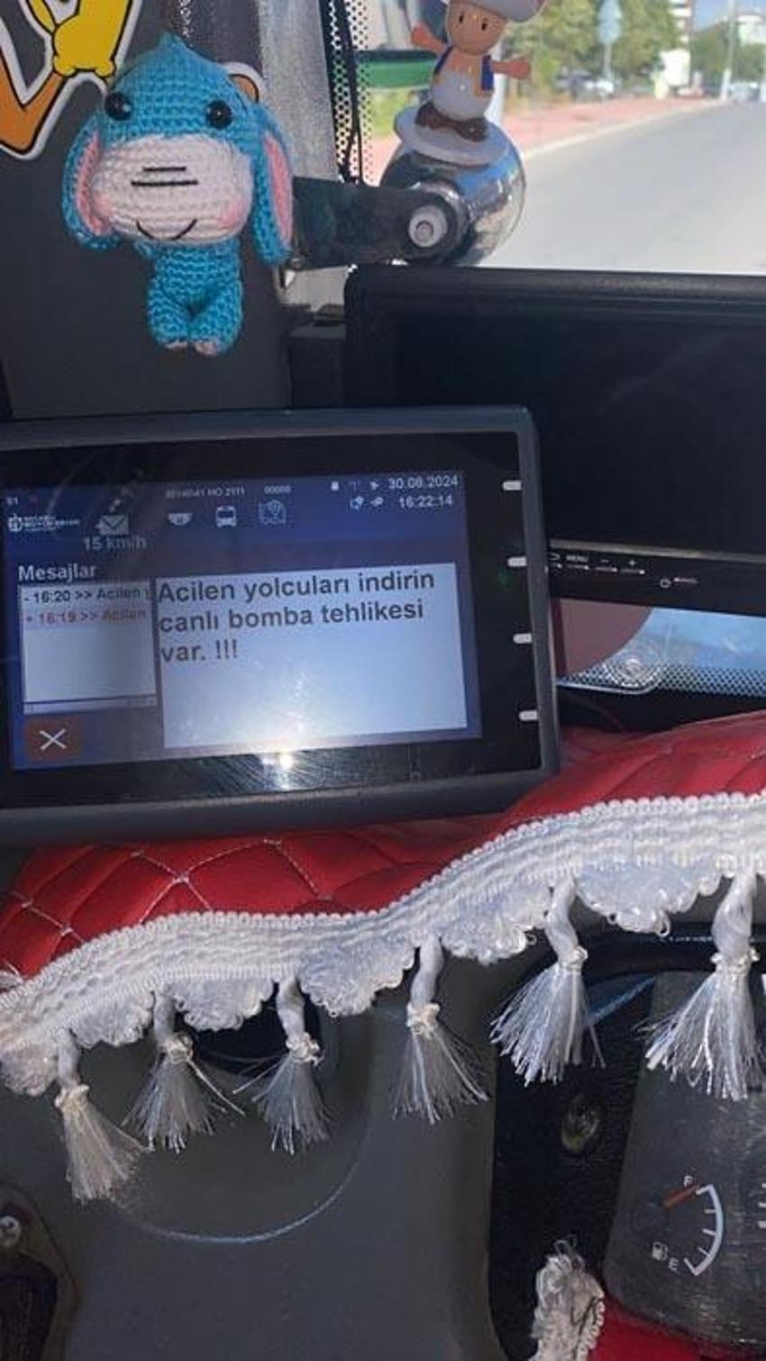 Kocaeli'de korku dolu anlar! Otobüslerde 'Acilen yolcuları indirin canlı bomba tehlikesi var' mesajı panik yarattı