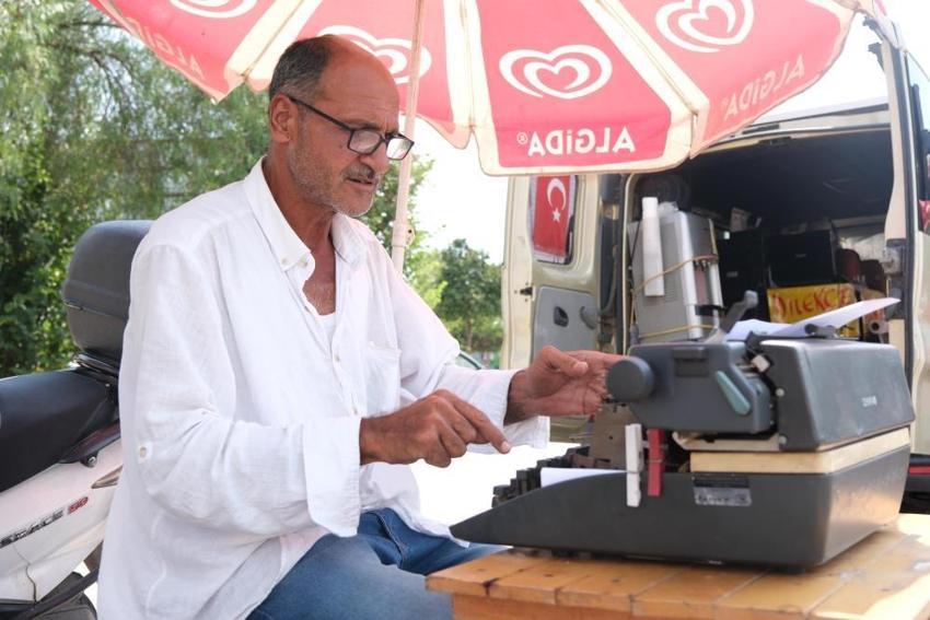 Adana'da yok olmaya yüz tutmuş mesleğin son temsilcileri yapay zekaya meydan okuyor! 