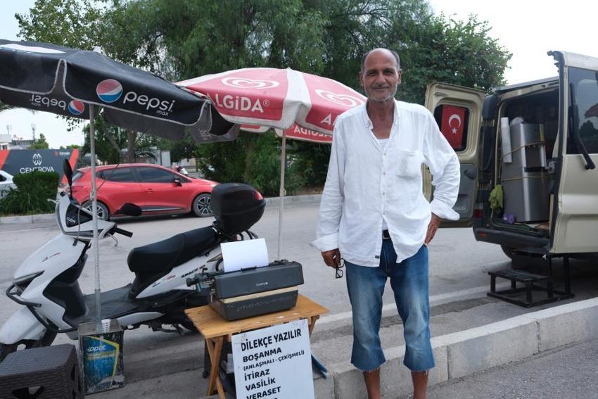 Adana'da yok olmaya yüz tutmuş mesleğin son temsilcileri yapay zekaya meydan okuyor! 