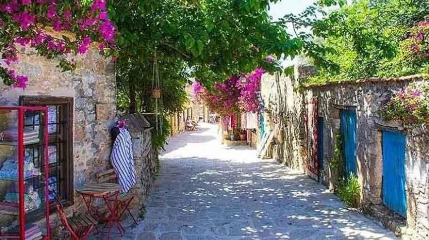 Emekliler adeta bu ilçelere akın ediyor: Emlakçılar adeta arsa yetiştiremez oldu