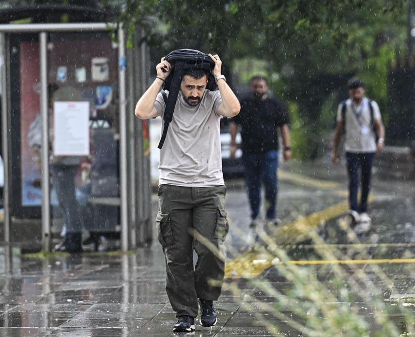 Sağanak yağışlar tüm yurdu etkileyecek! Meteoroloji ve AFAD'dan peş peşe uyarılar geldi: 2 ilde 'Turuncu', 22 ilde 'Sarı' kod ile yağış uyarısı yapıldı