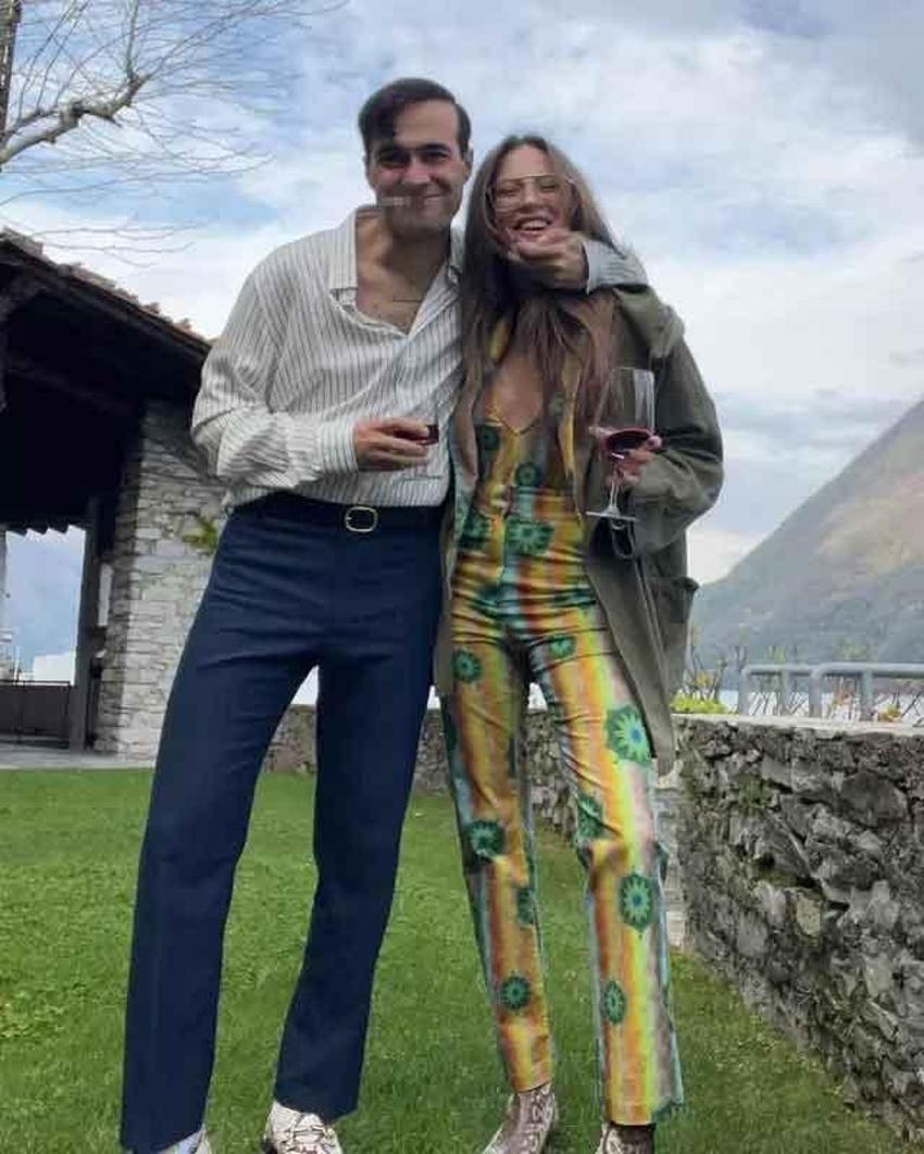 Serenay Sarıkaya ve Mert Demir'in boğaz turu keyfi! Kameraları görünce keyifler kaçtı