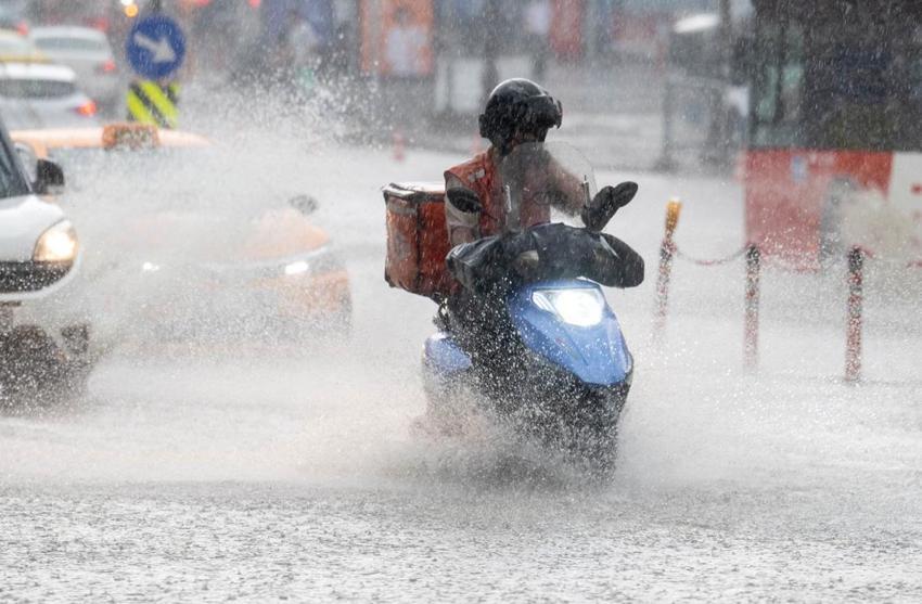 Meteoroloji son dakika uyardı! İstanbul dahil birçok ilde günlerce yağacak