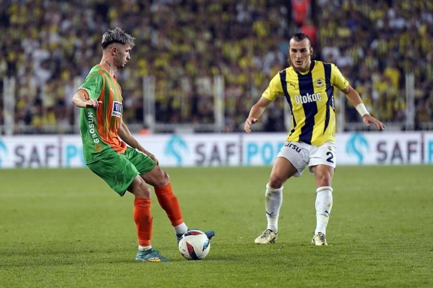 Fenerbahçe'de sol bek transferi yattı! Osimhen sonrası ortalık karıştı, Ali Koç İngiliz yıldıza rest çekti
