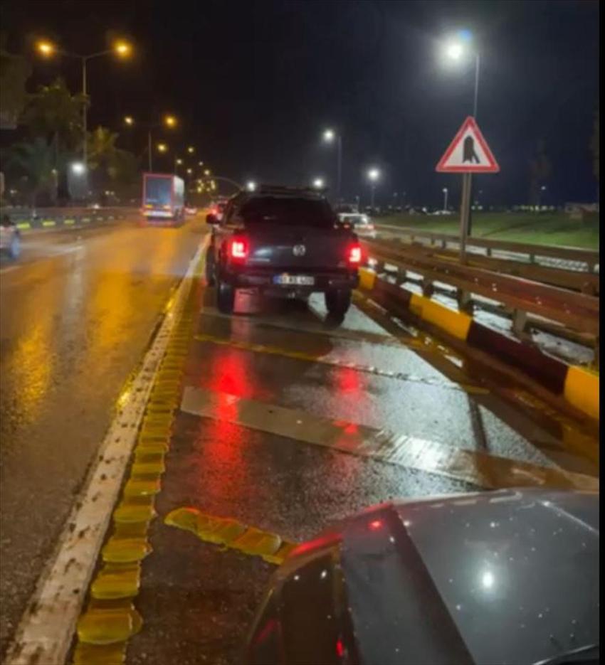 Olimpiyat şampiyonu boksör Busenaz Sürmeneli'ye trafikte saldırı! Maganda tutuklandı