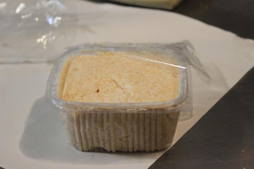 İzmir'de baba yadigarı dükkanda unutulmaya yüz tutmuş yemek mirasını yaşatıyor