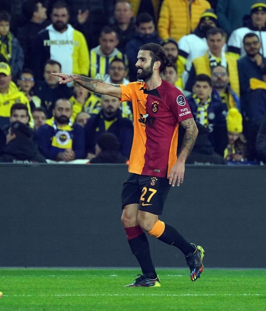 Oliveira Yunanistan'a gider gitmez Galatasaraylıları çıldırttı