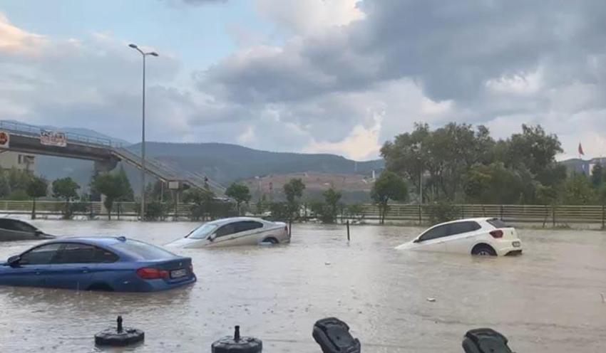 Son hava tahmin raporu Meteoroloji tarafında açıklandı, 16 şehir için sağanak yağış uyarısı geldi