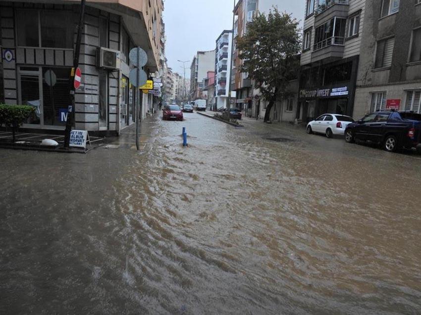 Son hava tahmin raporu Meteoroloji tarafında açıklandı, 16 şehir için sağanak yağış uyarısı geldi
