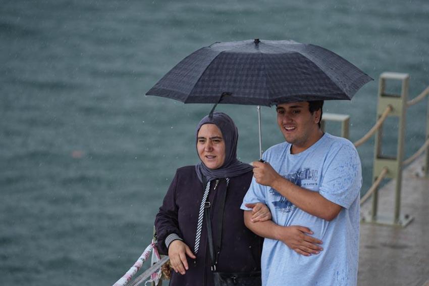 Son hava tahmni raporu Meteoroloji tarafından yayınlandı: Gök gürültülü sağanak yağışlar 26 ilde etkili olacak