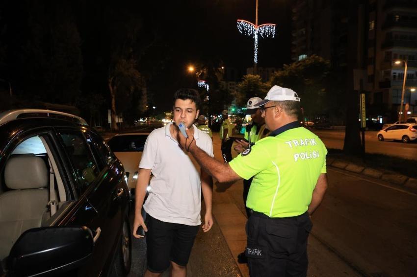 Adana'da asayiş uygulaması: Kural tanımayan sürücülere 2 milyon 145 bin TL ceza kesildi