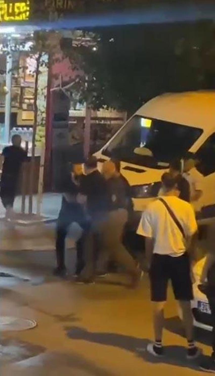 Cübbeli Ahmet Hoca Küçükçekmece'de yumruklu saldırıya uğradı! 1 kişi gözaltına alındı