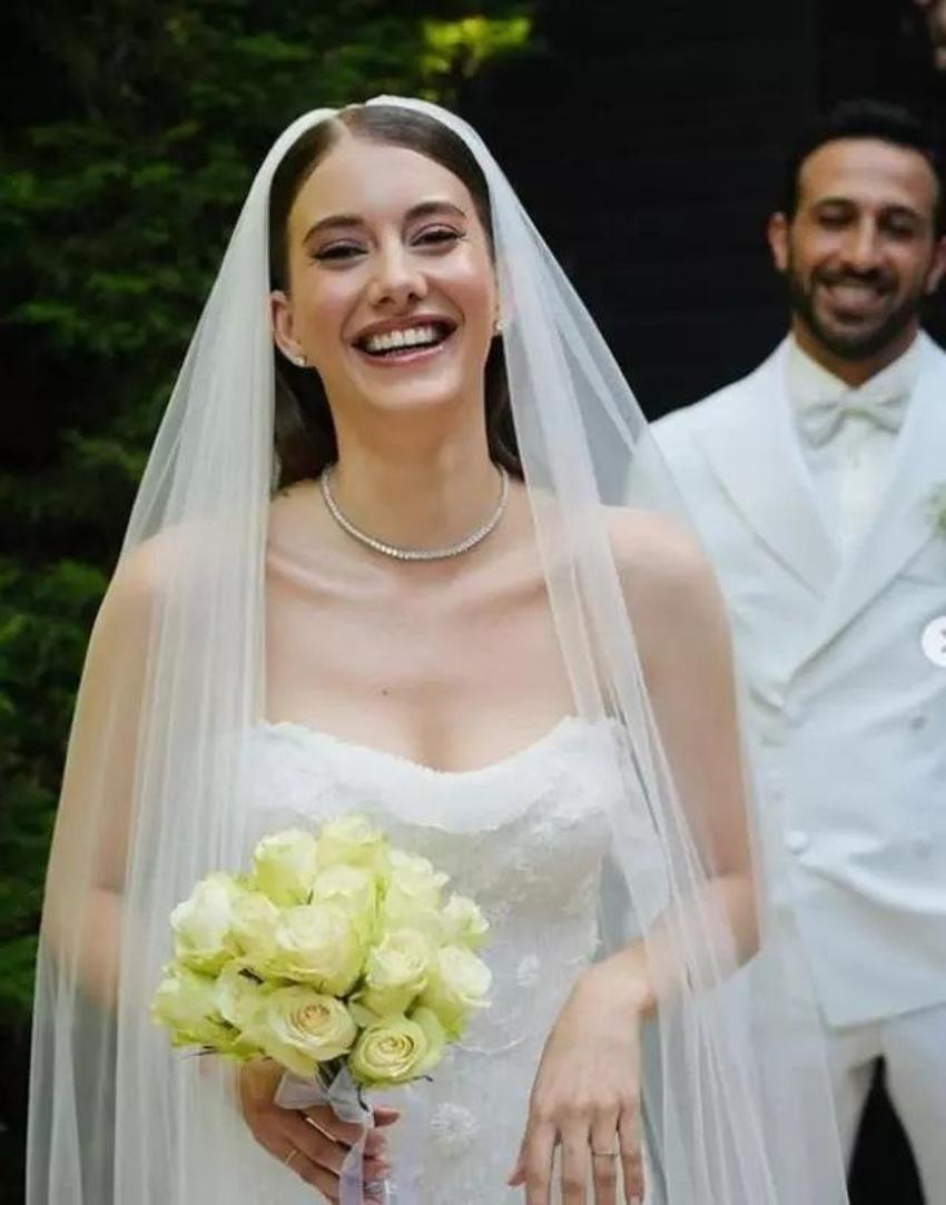 Ersin Arıcı ve Beril Pozam'dan günler sonra düğün pozları geldi