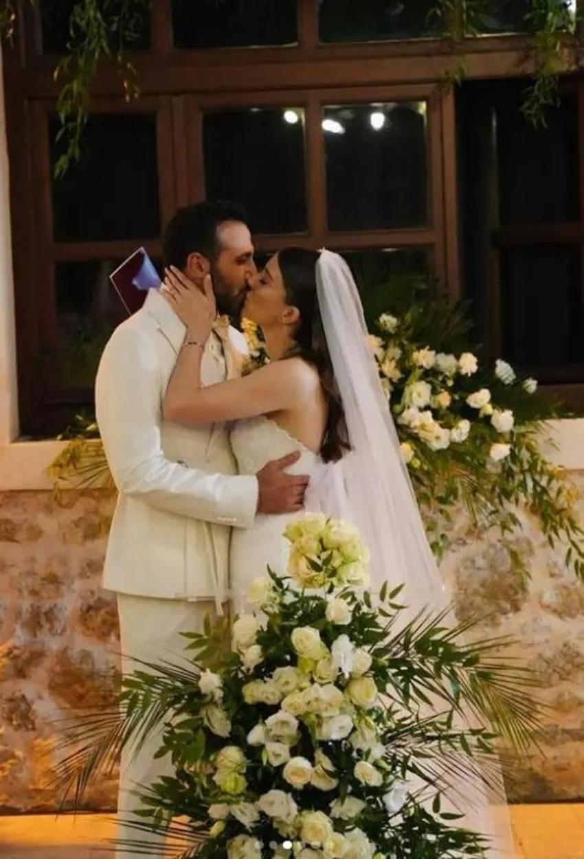 Ersin Arıcı ve Beril Pozam'dan günler sonra düğün pozları geldi