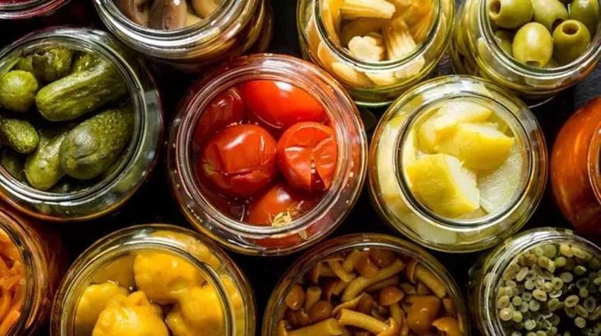 Turşusu yapıldığında tadına doyum olmayan besinler! Salatalığı unutun