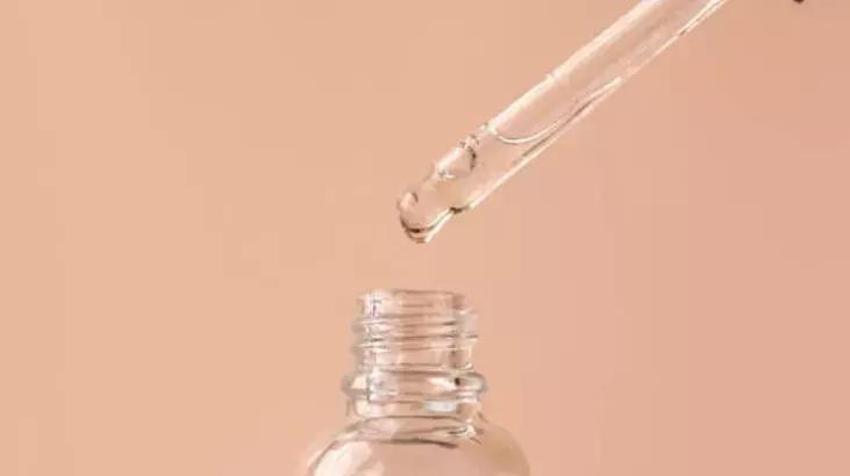 Cilt lekelerinin nedeni de çözümü buymuş! C vitamini sırrı ayna gibi parlatıyor