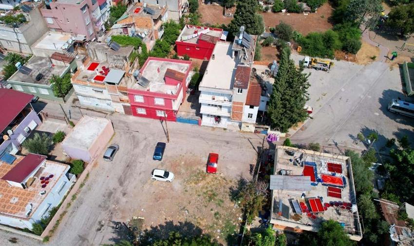 Adana'da salça sezonu başladı, damlar kızardı! Kilo fiyatı 15 liradan satılıyor