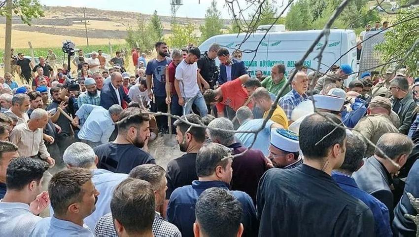 Diyarbakır'daki Narin Güran cinayetinde arka koltuk detayı! Ekipler araçtaki diğer şüphelinin peşinde