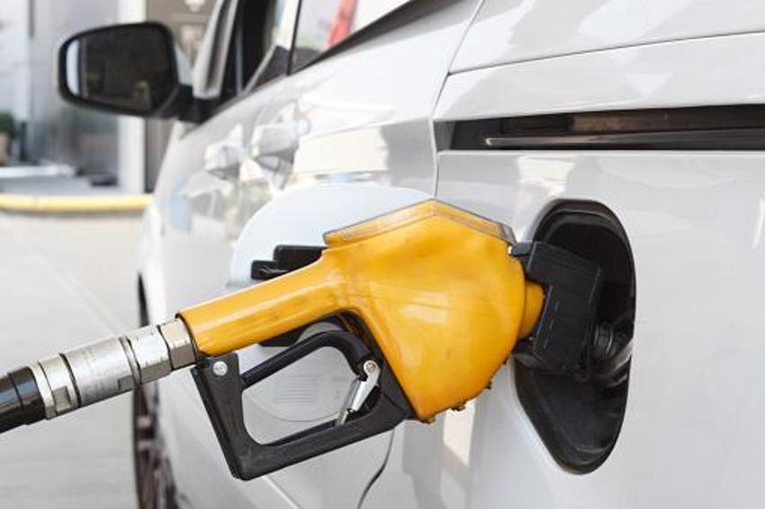 Brent petrol sert düştü! Motorine indirim geldi