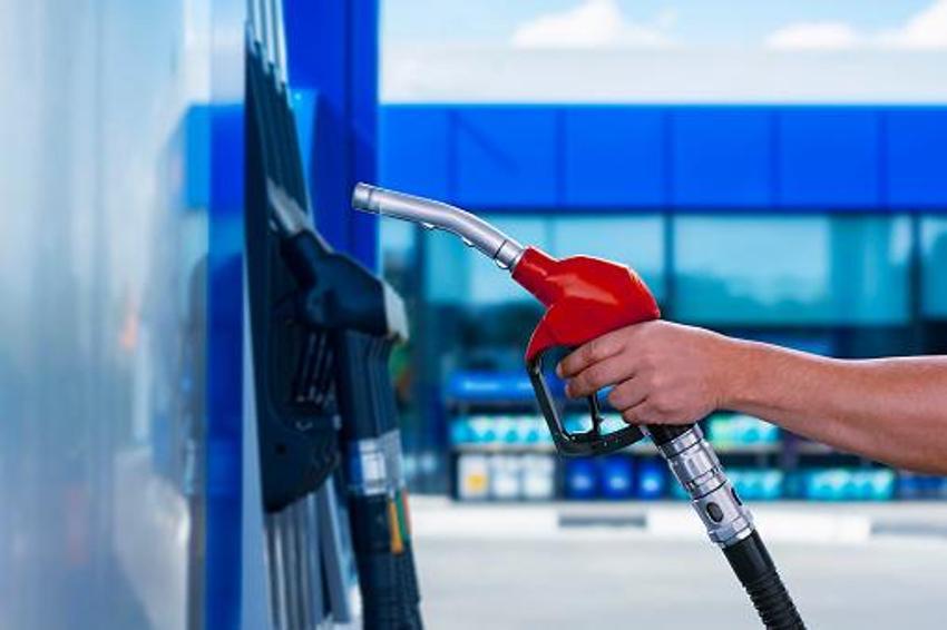 Brent petrol sert düştü! Motorine indirim geldi