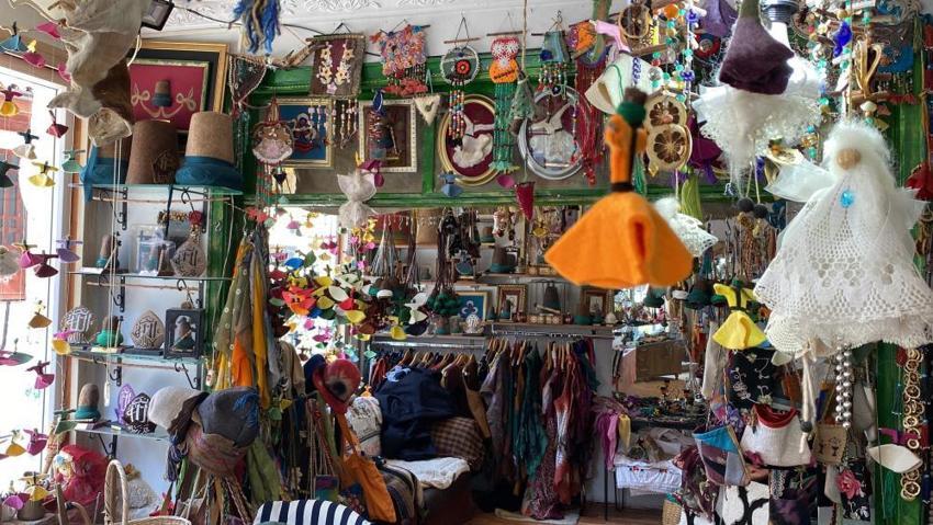 Köylerden topluyor, sanat eserine dönüştürüyor! Konyalı  Fatma Gül Girgiç kadınlara ilham oluyor 