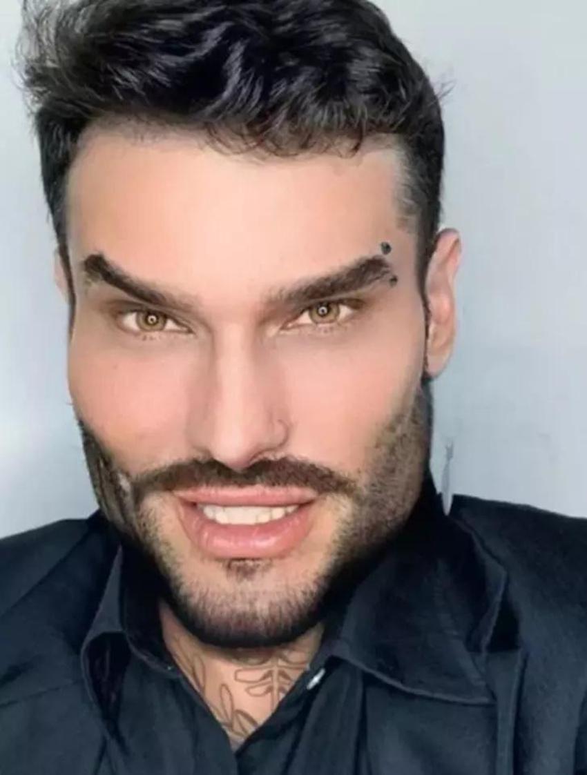 7 kehanetinin 4'ü gerçekleşti! Kaldı 3... Yaşayan Nostradamus'tan 2024'ün son çeyreği uyarısı...
