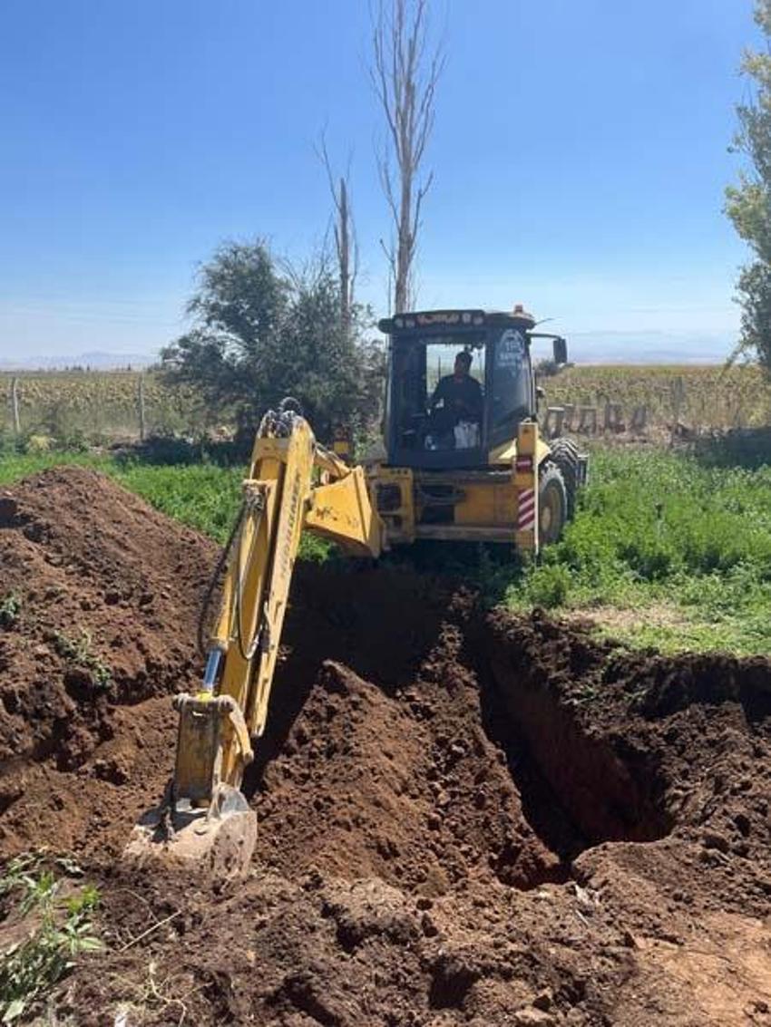 Adana'da dayısını öldürüp gömdü başında ağladı