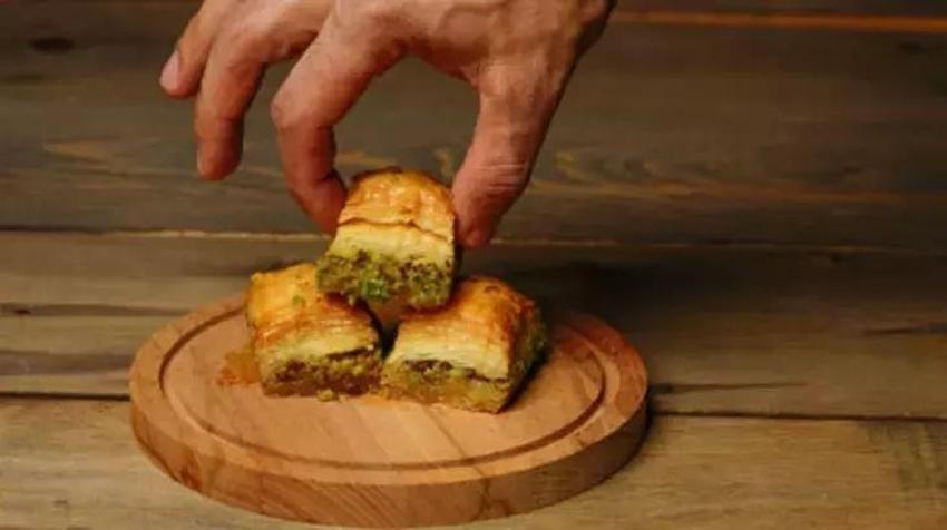 Baklavayla ayran içilir mi? MasterChef'te tartışmaya son nokta kondu!