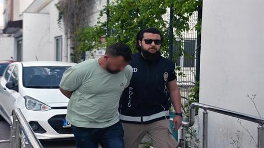 Adana'da sahte pasaportla yakalanan organ ticareti davasında 9 sanığa tahliye