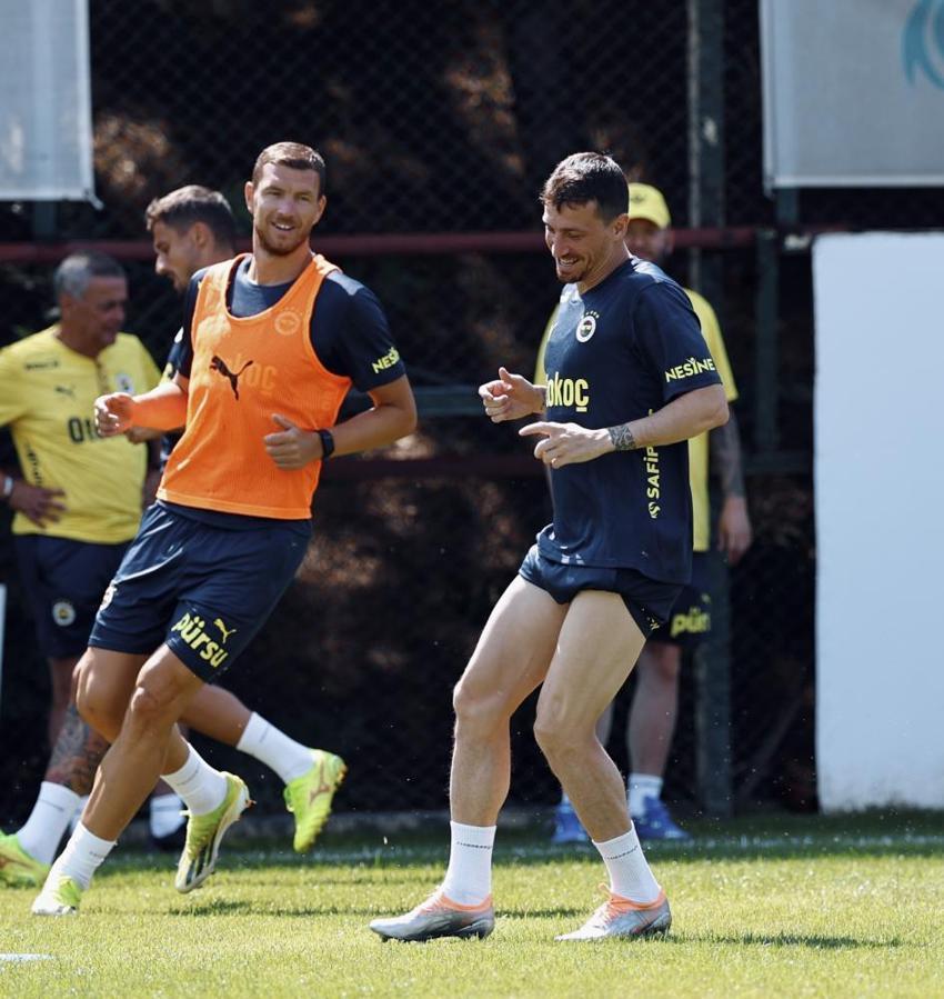 Fenerbahçe'de Medina krizi! 15 milyon euroluk transferin ismini yanlış yazınca iptal oldu