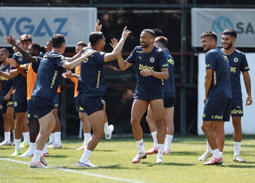 Fenerbahçe'de Medina krizi! 15 milyon euroluk transferin ismini yanlış yazınca iptal oldu