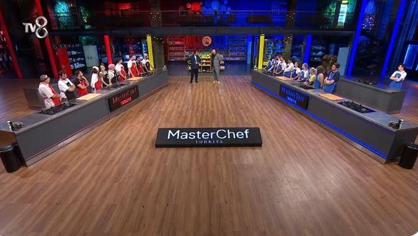 Masterchef'te bir ilk! Eleme adayları belli oldu, yarışmacılar gerildi