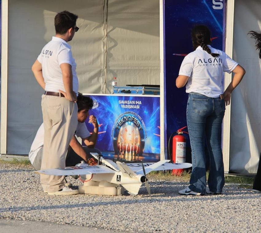 TEKNOFEST çerçevesinde ‘Savaşan İHA’ ve ‘Kamikaze İHA’ yarışı başladı