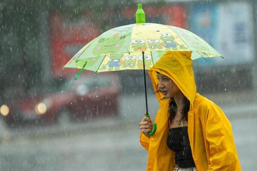 Kar yağışları beklenirken Meteoroloji son dakika uyarısında bulundu! Gök gürültülü sağanaklar ve kuvvetli rüzgar geliyor