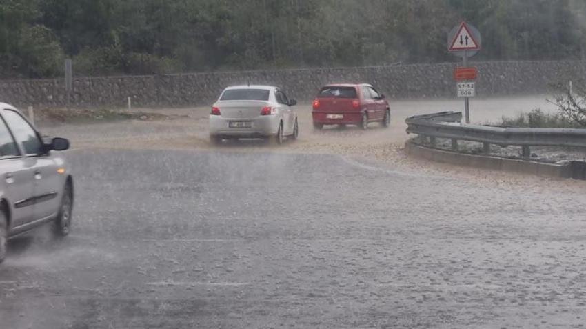 Kar yağışları beklenirken Meteoroloji son dakika uyarısında bulundu! Gök gürültülü sağanaklar ve kuvvetli rüzgar geliyor