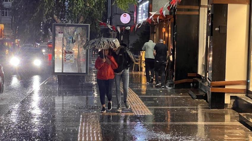 Kar yağışları beklenirken Meteoroloji son dakika uyarısında bulundu! Gök gürültülü sağanaklar ve kuvvetli rüzgar geliyor