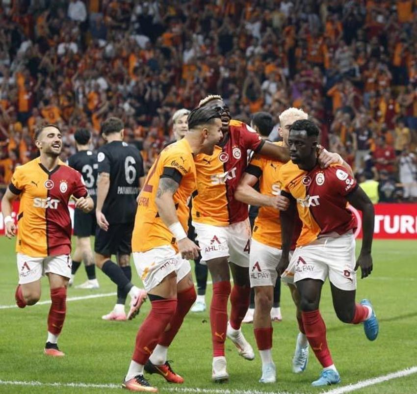 Galatasaray'da maça yıldız isim damga vurdu