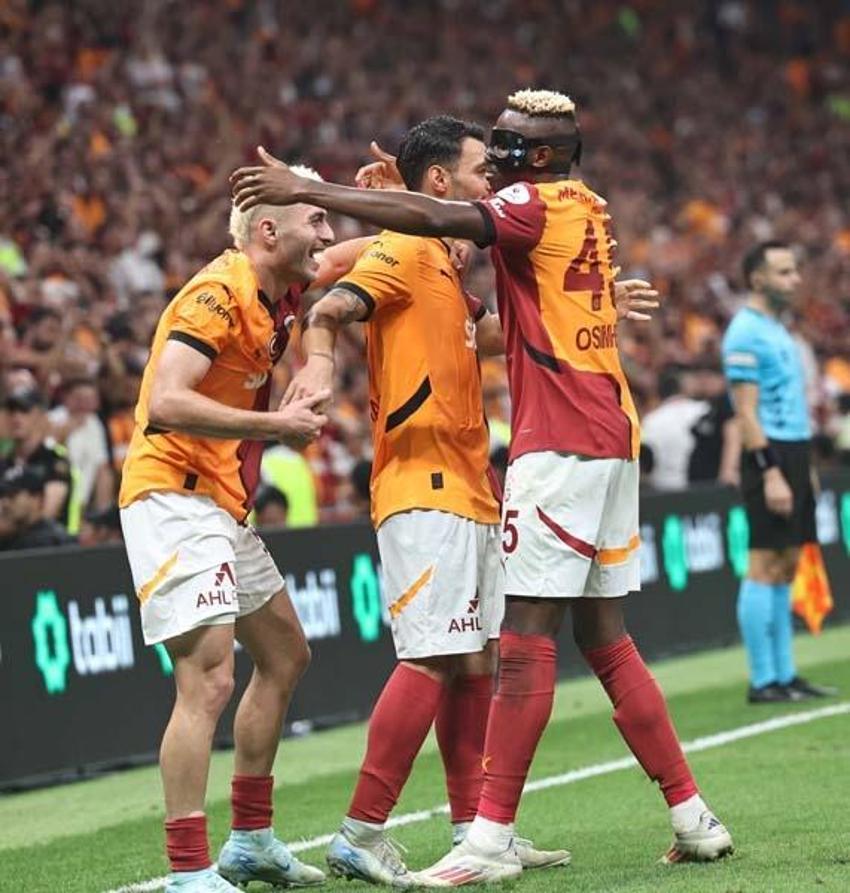 Galatasaray'da Okan Buruk, Icardi'nin dönüş tarihini açıkladı