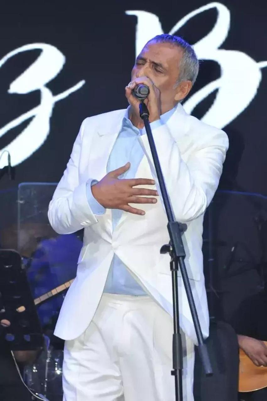 Yavuz Bingöl, 21 yaş küçük aşkıyla evleniyor!