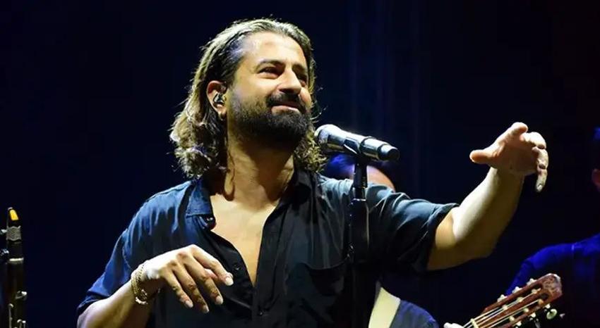 Koray Avcı'nın duygusal konseri! 'Babama veda edemedim'