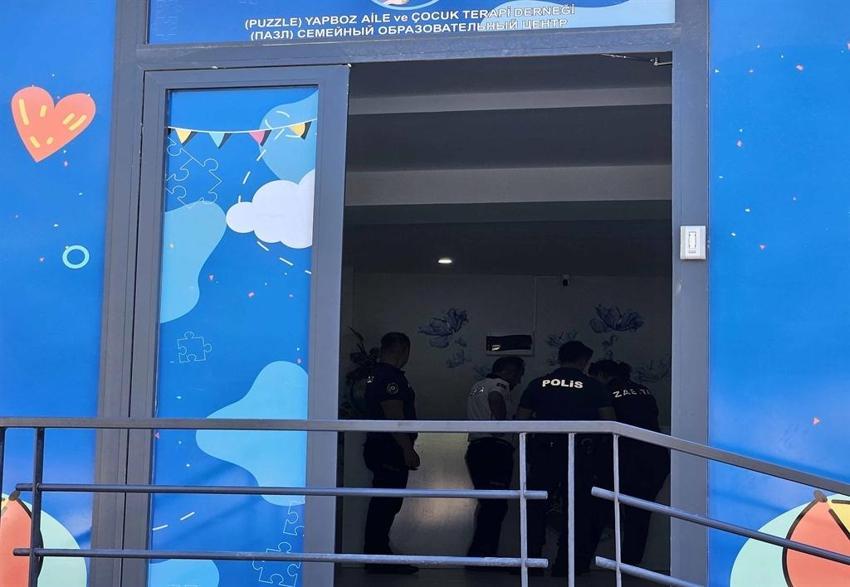 Antalya'da kaçak Rus okullarına baskın: Oyun evi ve dernek olarak faaliyet yürüttüğü ortaya çıktı