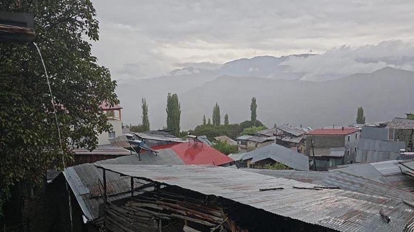 Kar yağışı başladı Meteoroloji son hava durumu raporunu yayınladı! Gök gürültülü sağanak yağışlar kuvvetli şekilde geliyor