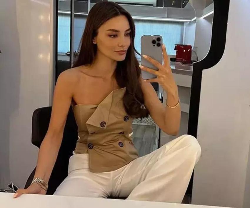 Hazal Filiz Küçükköse'nin tek yumurta ikizi olduğu ortaya çıktı!