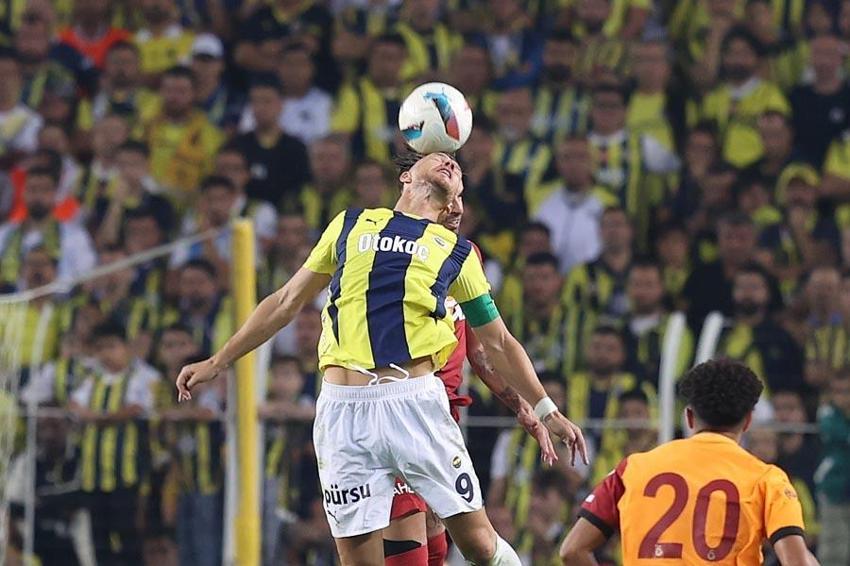 Fenerbahçe Galatasaray derbisinde 25 yıl sonra bir ilk yaşandı!