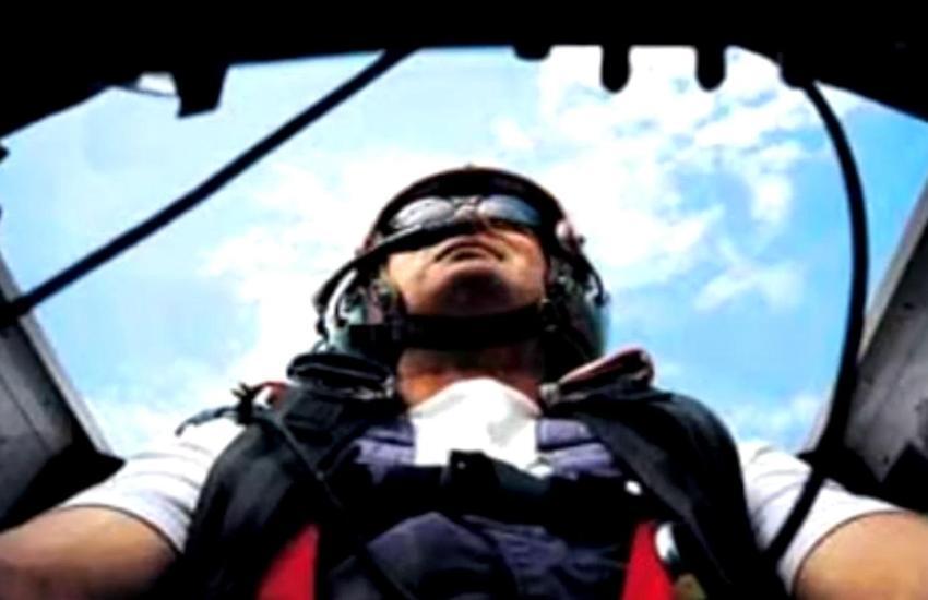 Pilot Ünal Aster'in film gibi hayat hikayesi! Türk olduğu için izin vermemişler