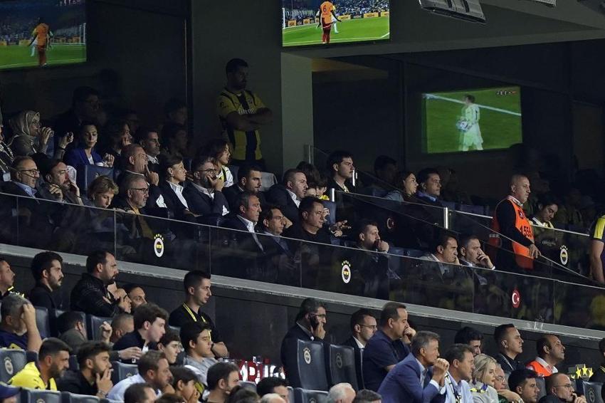 'Mourinho gibi kariyeriniz olsa da şampiyon olamazsanız' deyip ekledi: Ali Koç için sıkıntılı, artık kredisi kalmadı!