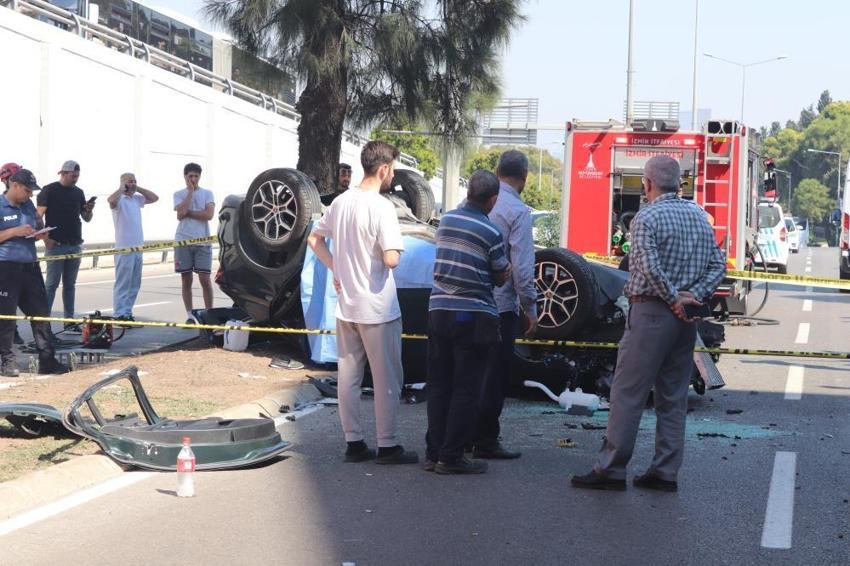 İzmir'de korkunç kaza: Hasta ziyaretine giderken köprülü kavşaktan aşağı düştü: 3 ölü 2 yaralı