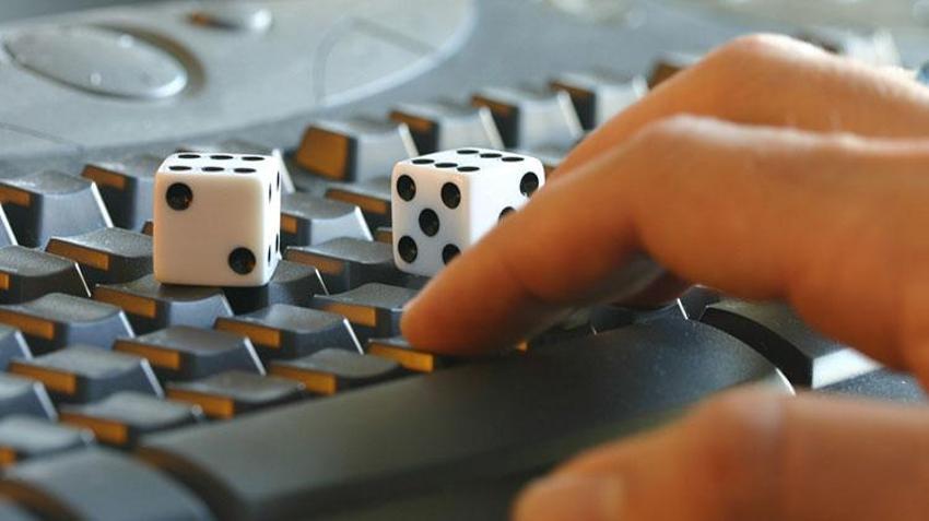 Gençler arasında sanal kumar oyunları oynama oranı artıyor! Kazanma hırsı duyguları aklın önüne geçiyor